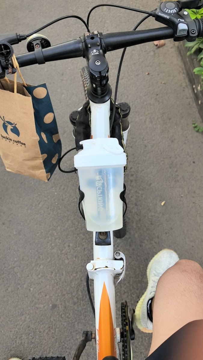 黑暗料理骑士 tweet media