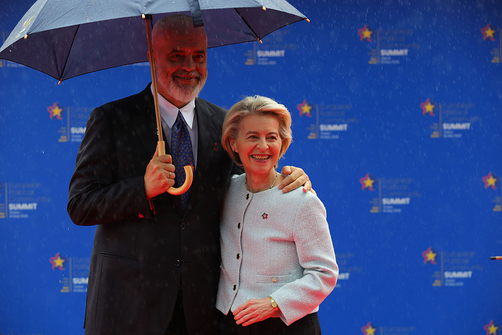 Euractiv tweet media