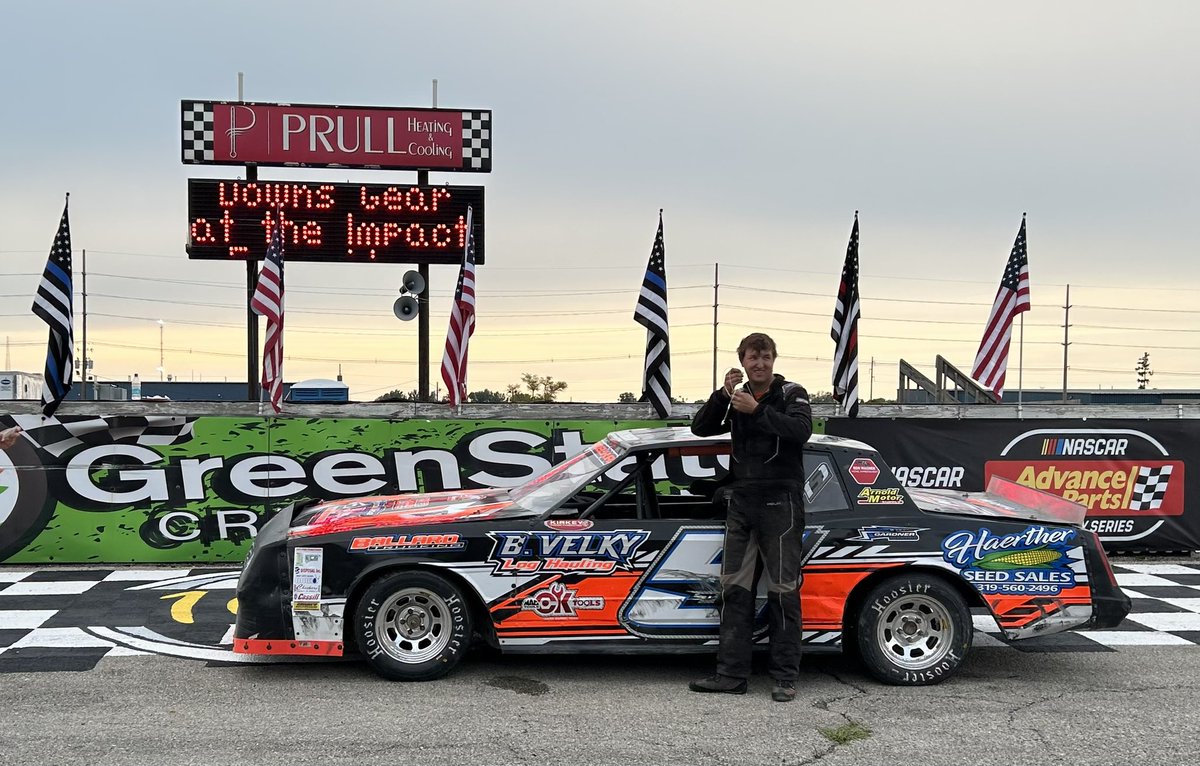 douglasmilesCRG's tweet photo. Adam Petrzelka looking for a season sweep at Hawkeye Downs | The Gazette | https://t.co/5Dlfg9pj59 | #Iowa #AutoRacing #AsphaltRacing #HobbyStocks https://t.co/epY3vJvcFi