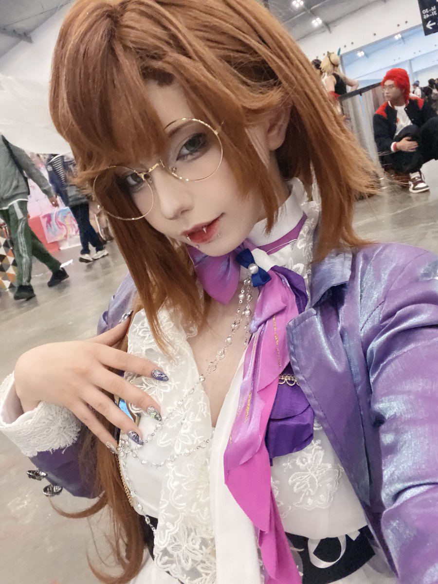 Forgot to show it but i cosplayed kakania yesterday at comifuro!