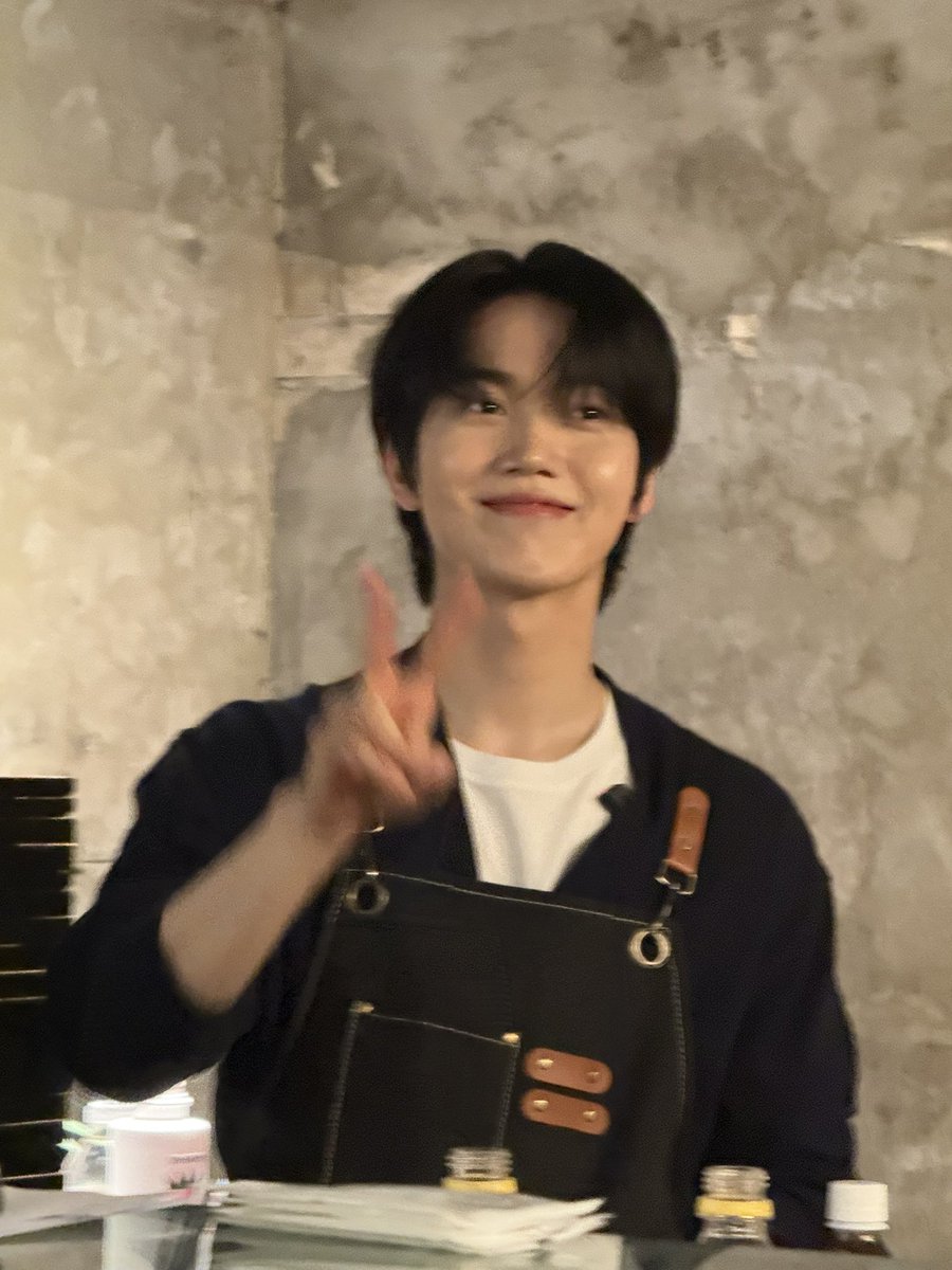 doi1130's tweet photo. 진짜 잘생기심..
#승준 https://t.co/N92JWROz1f