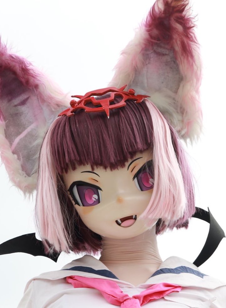 #見た人も無言で推しのドアップを貼る