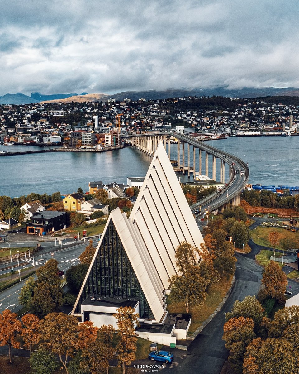 The Dessert Zone tweet media