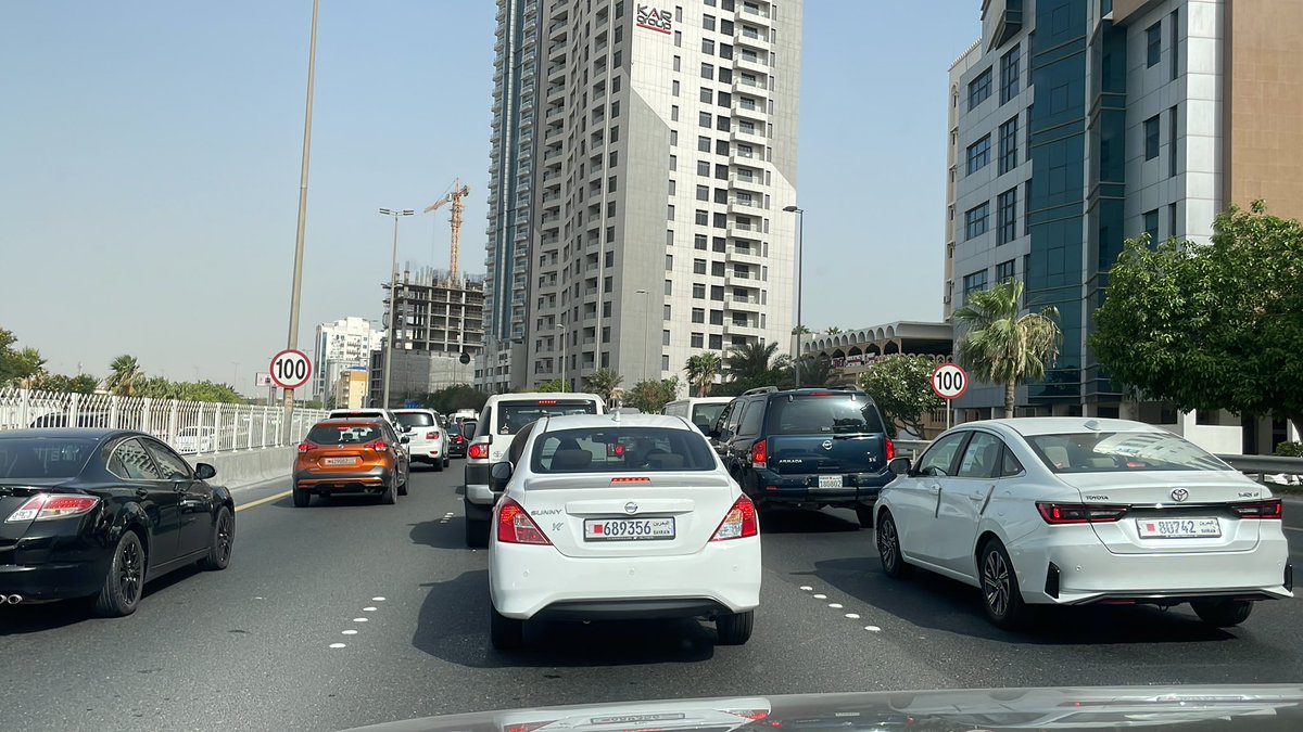 كل الشعب اليوم تأخير 😐

صباحكم خير #البحرين