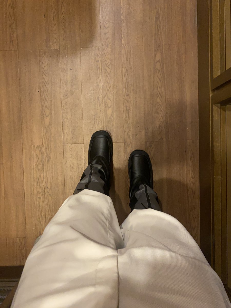 ( ◜◡‾)(‾◡◝ ) (@jovialoid) on Twitter photo 