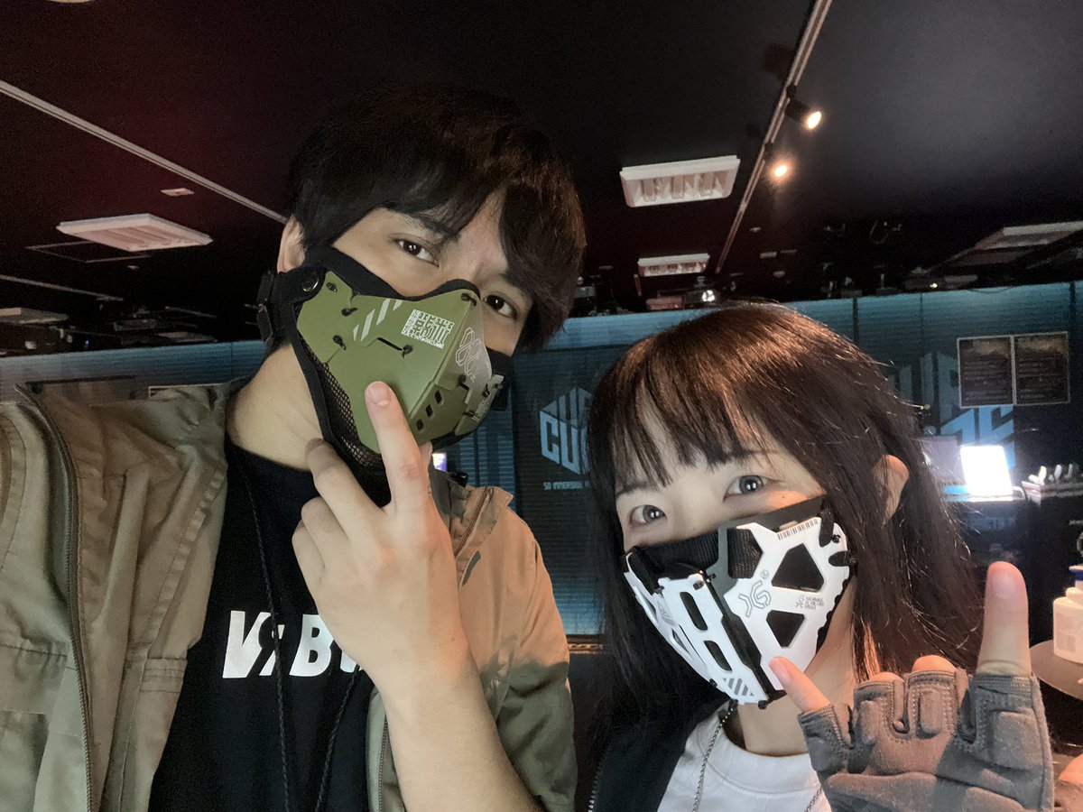 MASKEDGUNNER's tweet image. 池袋のタイステで #VARBOX ……
台湾プレイヤーとの練習会だ…いつも月一ぐらいでやってくれてるやつ……

まぁまぁ人いて賑わってた…嬉しい限り……