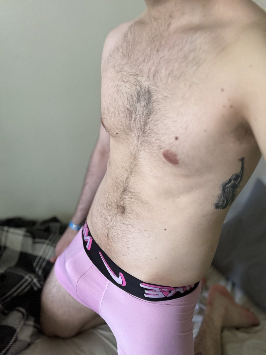 Hot and sweaty after a 15 hour shift, come worship me