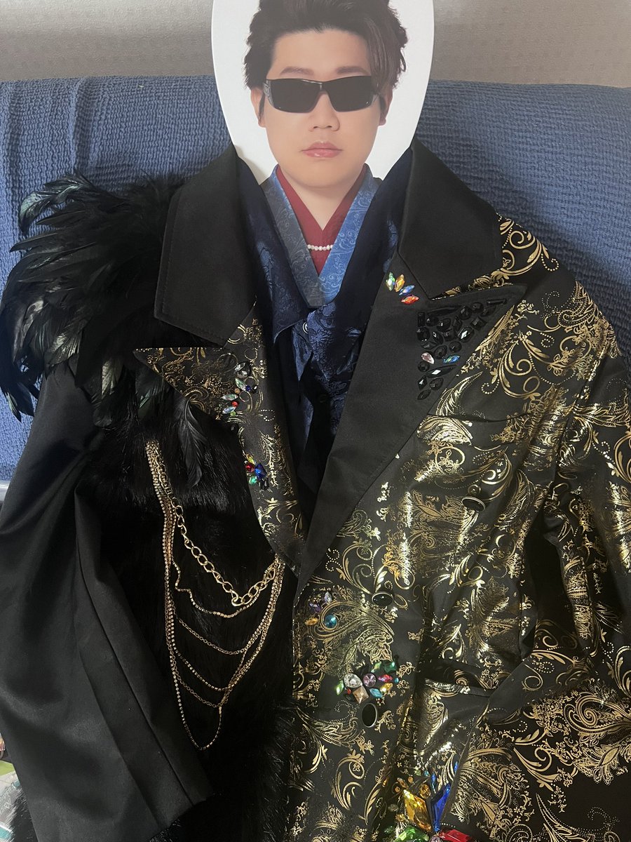 nia_17O's tweet image. #MSSP横アリフォトコン 
衣装を作ることで格段に解像度が上がったりするのがいちばん好きなんですけど、M.S.S Projectの神グッズによってこんなんも出来るぞと……(写真雑すぎ)
1.初めてそれぽいものを作った15th
2柄を手書きした武道館
3.布からパーツまで同じものを探した手渡し会
4.今回