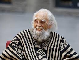 Lamentamos informar una gran pérdida al patrimonio de Chile. ha fallecido a los 98 años Luis Gaston Soublette, premio nacional de Humanidades y Ciencias Sociales, , filósofo cristiano, musicólogo, amante de la cultura mapuche, profesor de la Universidad Católica.