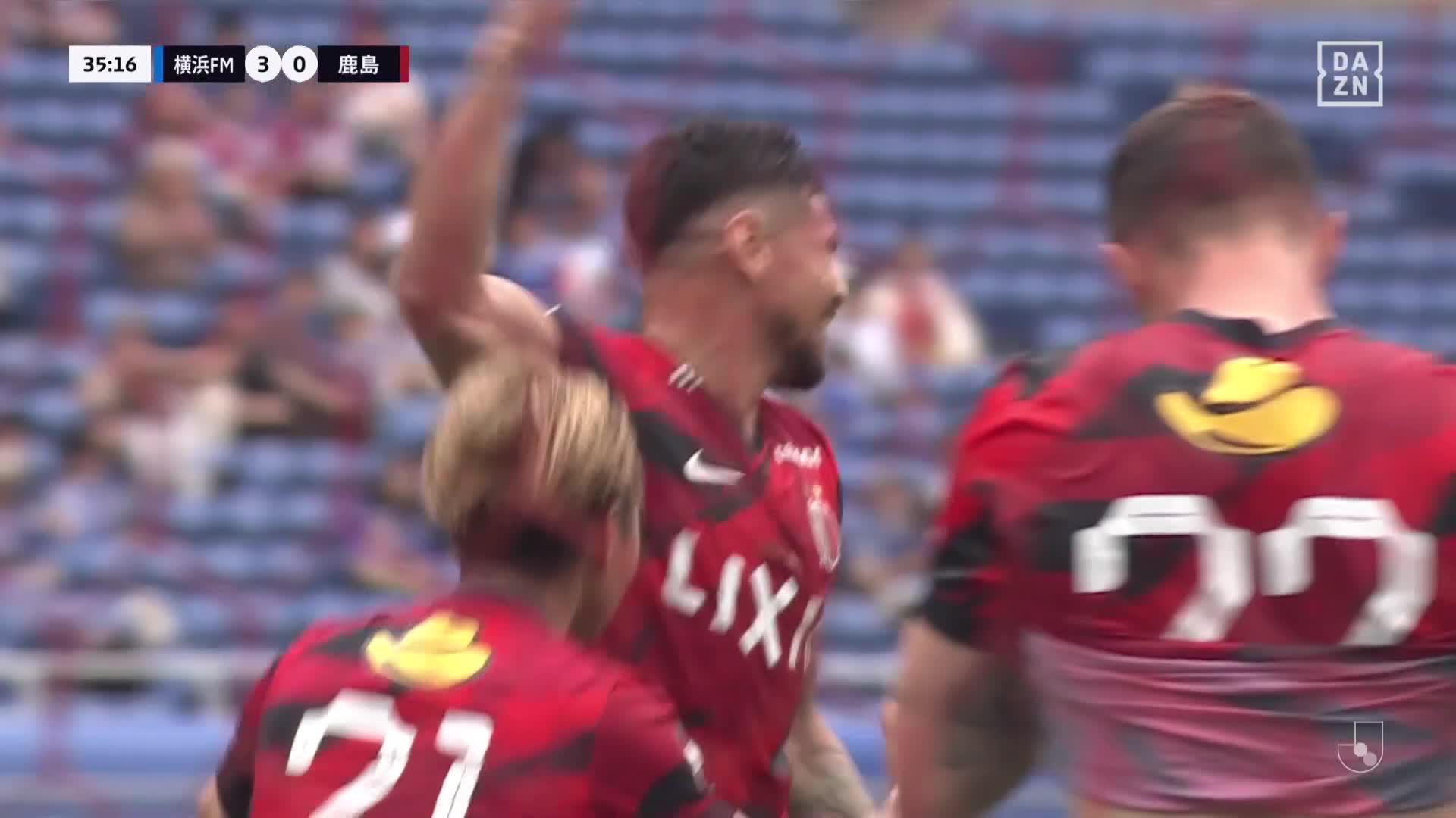 2025Jリーグ厳選珍プレー集 - YouTube