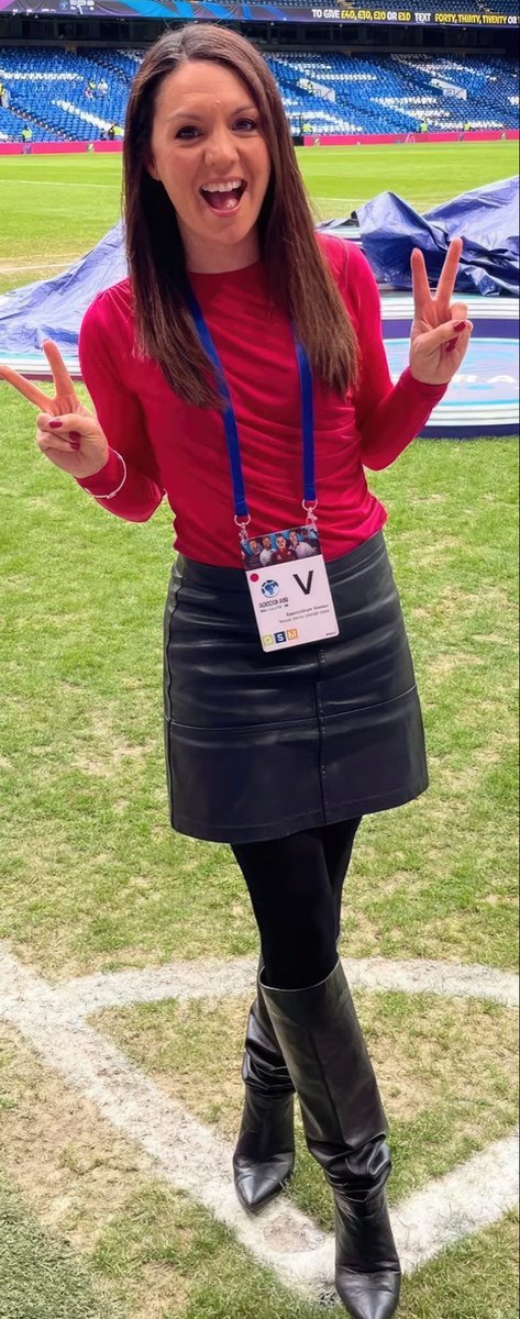 ❤️🖤😘 #lauratobin