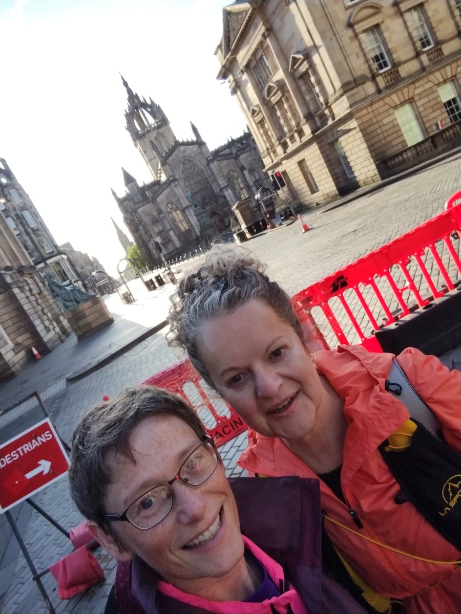 Looks like a good day for a run <a href="/edinmarathon/">Edinburgh Marathon</a> <a href="/alzscot/">Alzheimer Scotland</a> with <a href="/annawaugh1/">Dr Anna Jack-Waugh</a> 💜💚 We will keep running , you keep sponsoring - let's do this justgiving.com/page/wendy-cha… Thank you 🙏🌈💜 <a href="/AhpDementia/">AHPDementia</a> <a href="/scotgovhealth/">Scot Gov Health</a> <a href="/S_D_W_G/">SDWG</a> <a href="/NDCAN_Scotland/">NDCAN</a> <a href="/UniWestScotland/">UWS</a> <a href="/DGNHS/">NHS DG</a> <a href="/AlzScotCPP/">Alzheimer Scotland Centre for Policy and Practice</a>