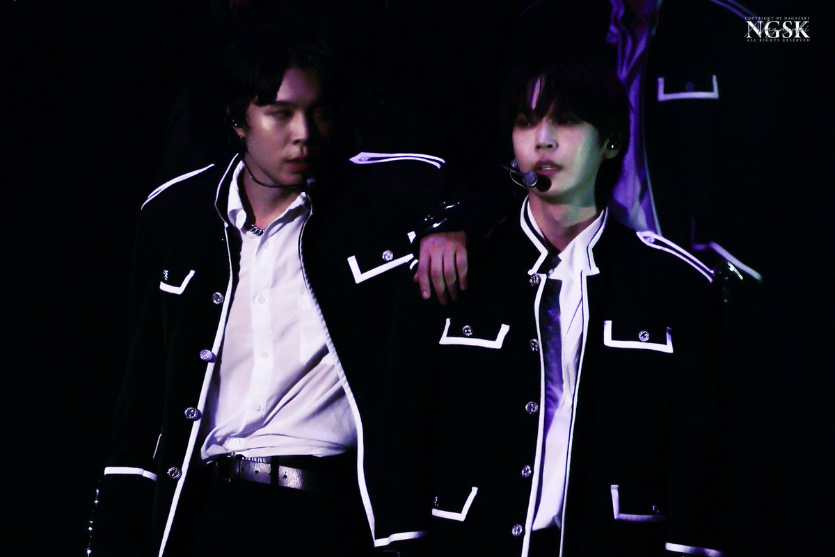 250427 THE MOMENTUM MACAU
Rain Drop

#NEOCITY #MACAU
#NEOCITY_THE_MOMENTUM #NCT127_NEOCITY_THE_MOMENTUM #NEOCITY_THE_MOMENTUM_MACAU
#쟈니 #도영 #서영호 #김도영 #엔시티 #엔시티127 #일이칠 #NCT #NCT127 #JOHNNY #DOYOUNG #ジャニー #ドヨン