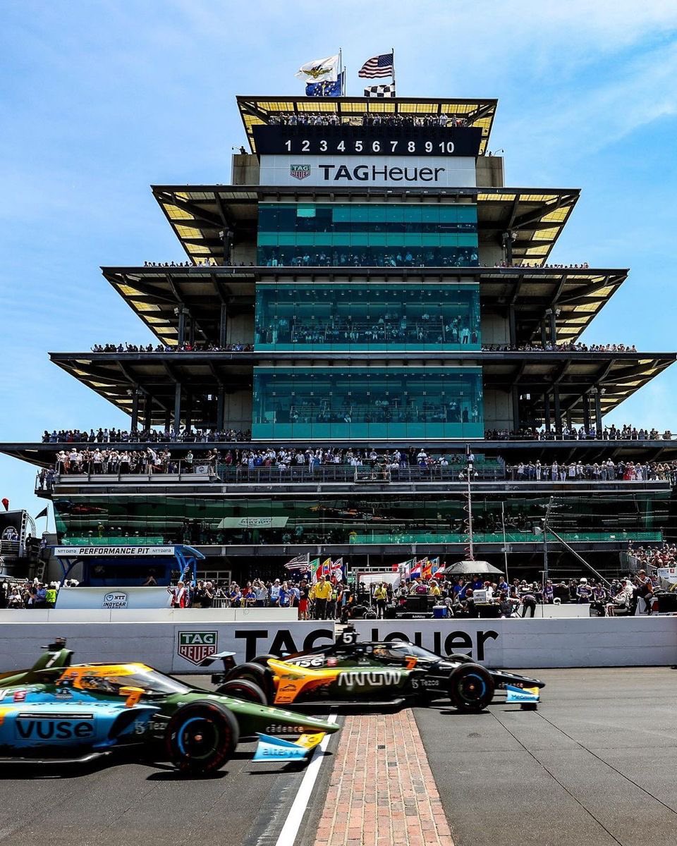 playdennn's tweet photo. EL MEJOR DÍA DEL AÑO AUTOMOVILÍSTICO.
Hoy se llevan a cabo dos de las carreras más legendarias del mundo, dos joyas de la triple corona.
La F1 corre en las calles del principado de Mónaco. 
La Indy Car corre en el legendario Indianapolis Motor Speedway.
¿Quiénes se las llevarán? https://t.co/oysmwGjiXI