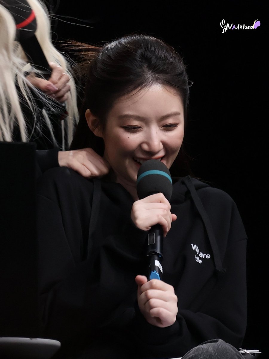 250524 fm
#아이들 #GIDLE #IDLE
#슈화 #SHUHUA #葉舒華