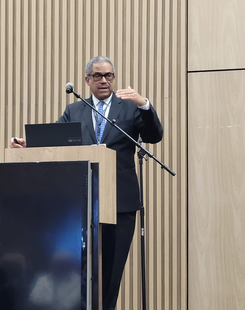 TraumaDocSF's tweet image. It was really fun and exciting to give a Master Class Lecture on “The Future of Trauma Surgery” at the Annual meeting of the @Panamtrauma in Cuenca. Ecuador. Got a chance to talk about many things including how AI is and will change our lives! @UCSFSurgery, @ZSFGCare