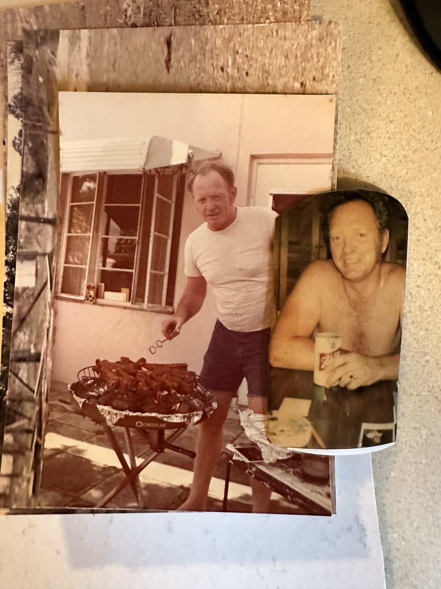 i have searched for 12 years and wondered for much longer than that for what i have now received

for 37 of my own years, for the 31 years of my brother now, and the 56 years that my dad lived, the face of my paternal grandfather was unknown to us

here is philip