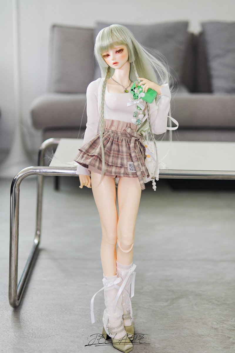 [오더오픈 RT+팔로우 이벤트] 
▫️선주문 판매
▪️셀리[Selee], 비키[Vicky], 데니스[Dennis], 데이로즈[Day Rose]
▫️5월 28일(수) pm.8:00 - 5월 31일(토) pm.9:00

홈페이지 - jellatte.com
판매통합공지 - m.blog.naver.com/hq_ak0704/2238…

이번 오더도 많은 관심부탁드립니다🎀