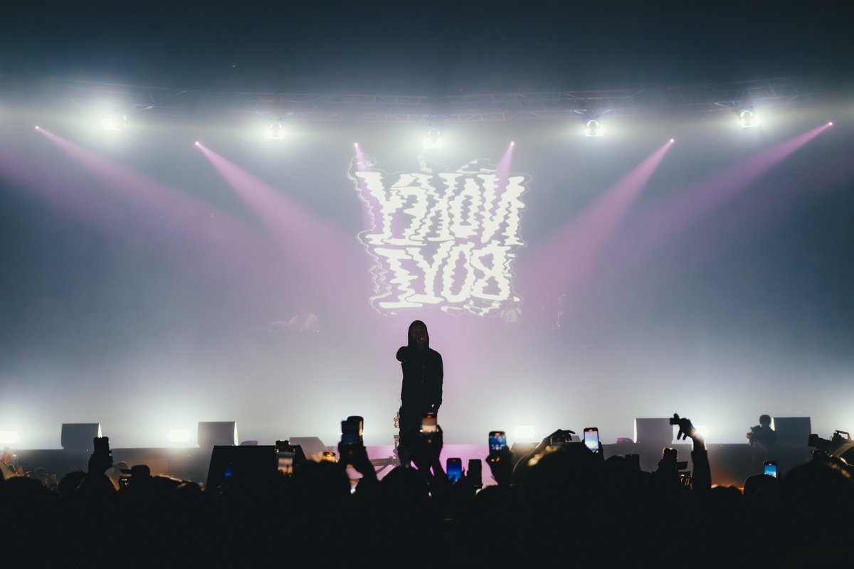 POP YOURS tweet media