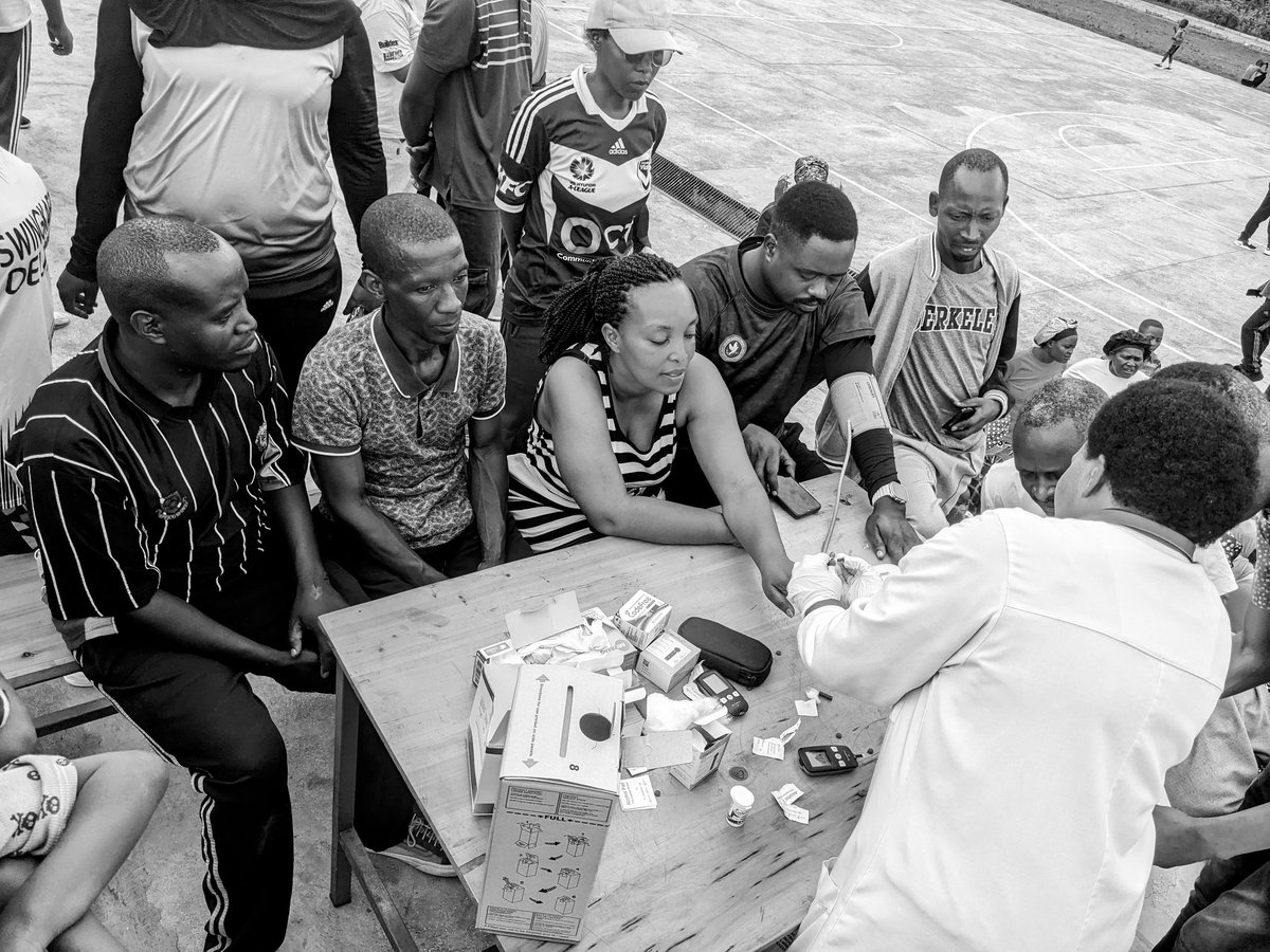 <a href="/RugereroS/">Rugerero sector</a> Abitabira Sport Rusange,banafashwa kumenya uko ubuzima bwabo buhagaze bapimwa indwara zitandura.
Umunyamabanga Nshingwabikorwa w'Umurenge wa Rugerero @UWAJENEZAJ yongeye gukangurira abitabiriye Sport y'uyu munsi kuyigira  umuco mu buzima bwa buri munsi <a href="/RubavuDistrict/">Rubavu District</a>