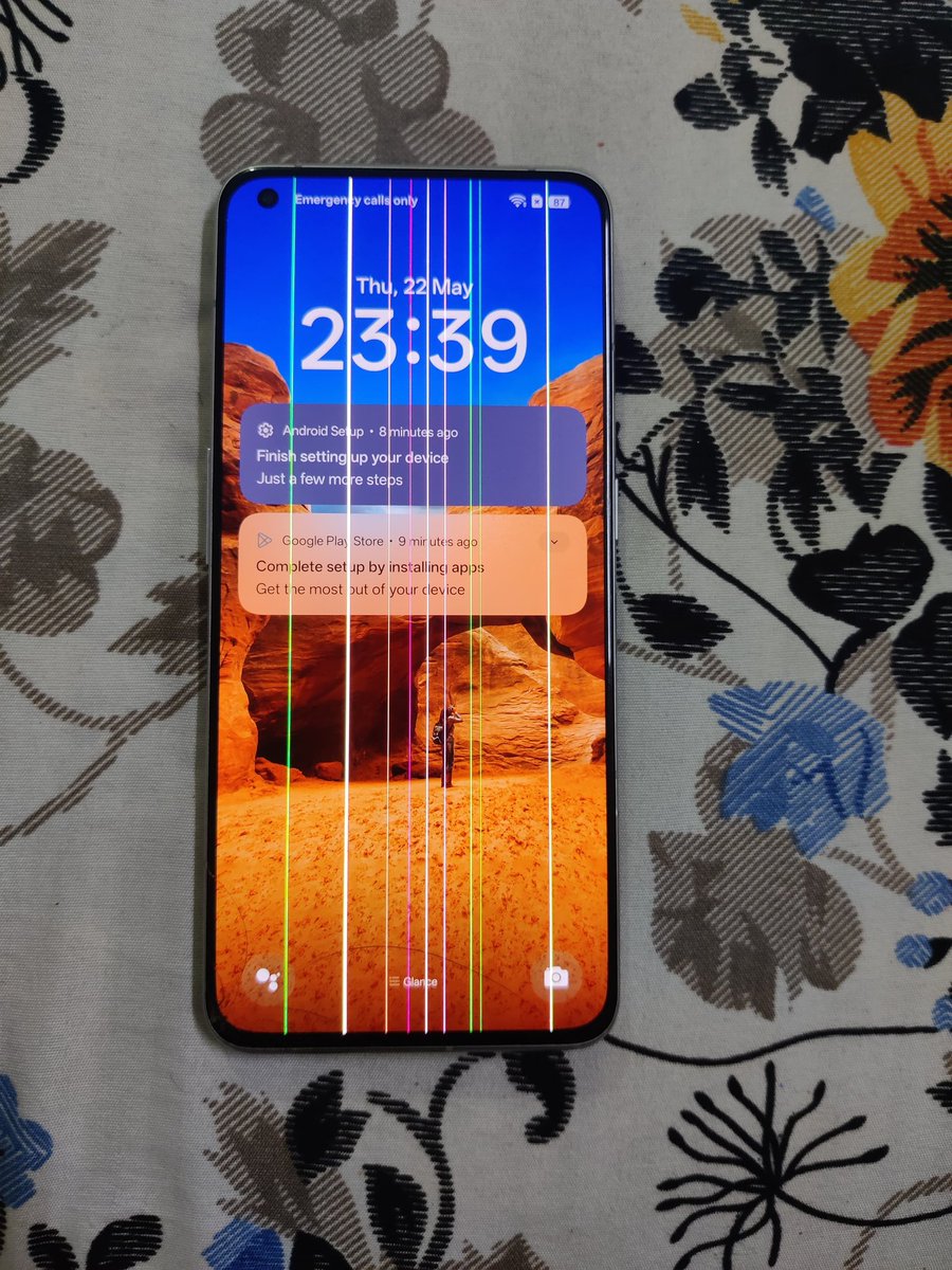 imrobby77's tweet photo. @realmeIndia I'm using GT2 Pro model and after a recent update, multiple green lines appeared on my screen. Service center Jhansi refused help citing screen dents, but the issue clearly started after the software update. Please resolve this via software it's not a hardware fault https://t.co/WzEQfFbZP6