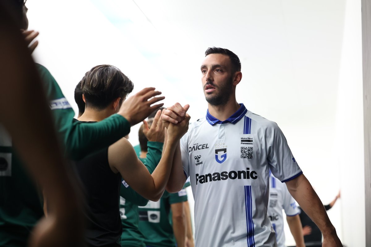 ガンバ大阪オフィシャル (@gamba_official) on Twitter photo ロッカーアウト!
まもなくキックオフ🔵⚫️
試合を観るなら▶️<a href="/DAZN_JPN/">DAZN Japan</a>
登録は▶️prf.hn/click/camref:1…
#ガンバ大阪 #GAMBAOSAKA ロッカーアウト!
まもなくキックオフ🔵⚫️
試合を観るなら▶️<a href="/DAZN_JPN/">DAZN Japan</a>
登録は▶️prf.hn/click/camref:1…
#ガンバ大阪 #GAMBAOSAKA