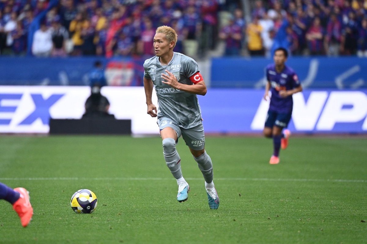 FC東京 2025SPユニフォーム着用。 NBのすべてを象徴する年に一度の祭典