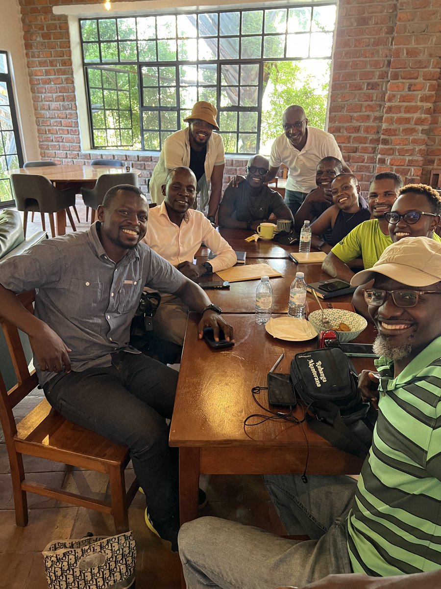 Cde. Robert Kabushenga (@rkabushenga) on Twitter photo Folks, this is THE MARATHON for YOU! The recreational runners clubs that are part of the monthly <a href="/teammatooke/">TeamMatooke</a> Kampala-Entebbe Run invite you to an Independence Day celebration like no other. Save Sunday October 5th. The planning is done. Come & RUN FOR YOUR LIFE🤣. Details Folks, this is THE MARATHON for YOU! The recreational runners clubs that are part of the monthly <a href="/teammatooke/">TeamMatooke</a> Kampala-Entebbe Run invite you to an Independence Day celebration like no other. Save Sunday October 5th. The planning is done. Come & RUN FOR YOUR LIFE🤣. Details