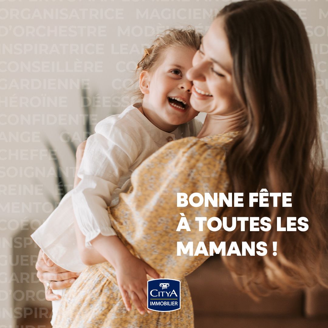 Aujourd'hui, c'est la fête des mères ! 💐

L'occasion parfaite de leur rappeler à quel point on les aime ! 💙

Et vous, si vous deviez choisir un mot pour décrire votre maman, lequel ce serait ? 👀