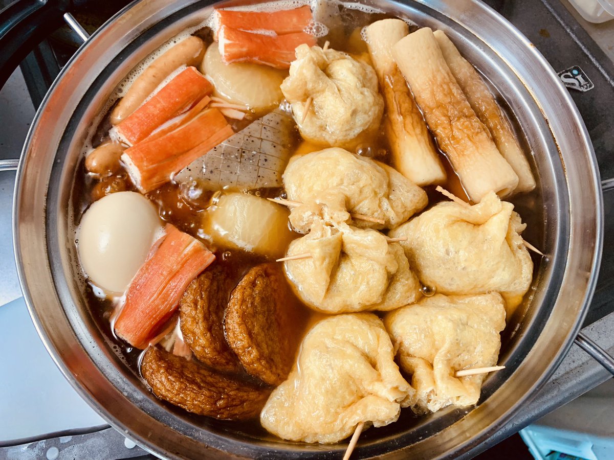 Yukko_Esp's tweet photo. 明らかに作りすぎちゃった……
深夜におでんの話したのが悪いんです🍢 https://t.co/fVAat1k5JX