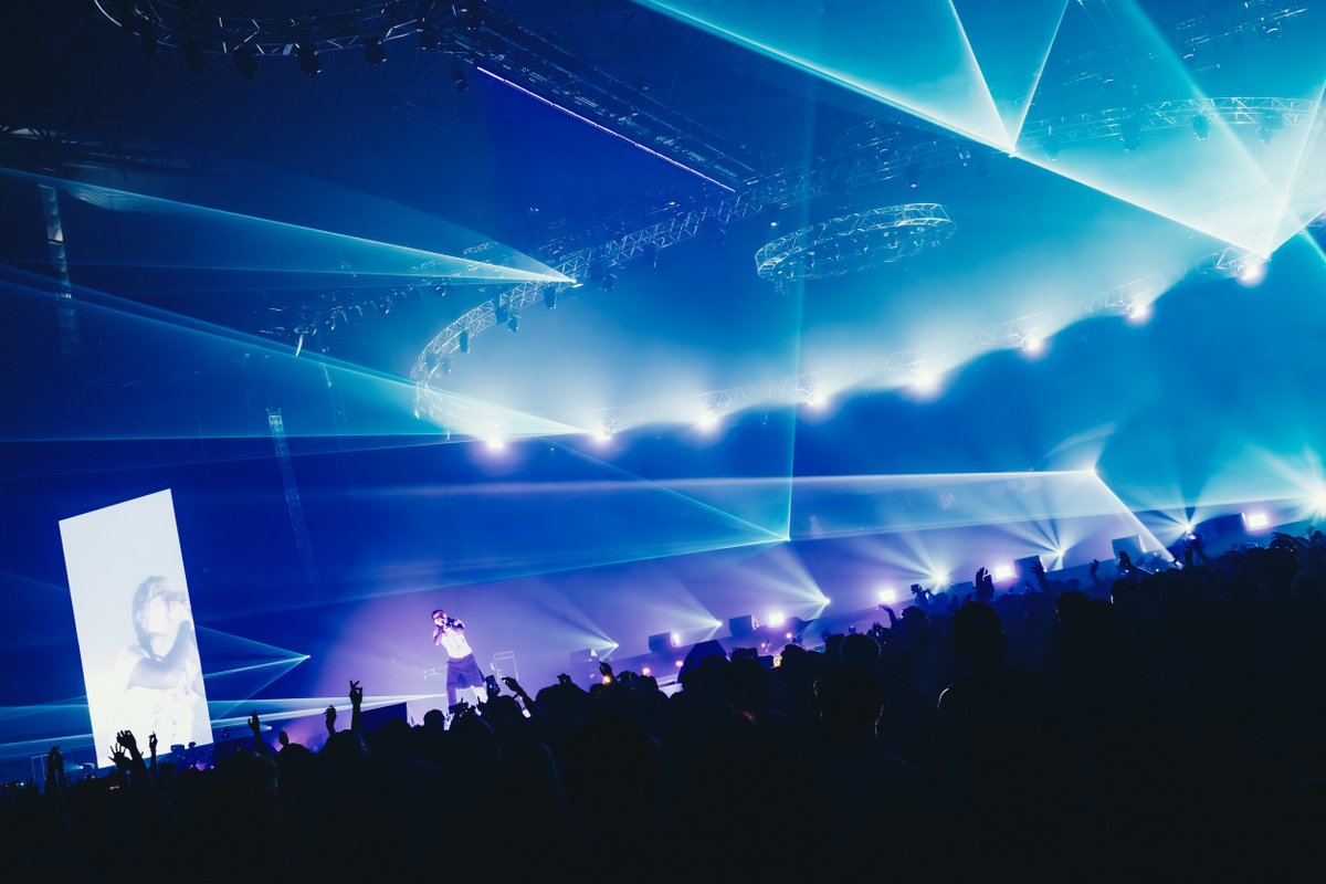 POP YOURS tweet media