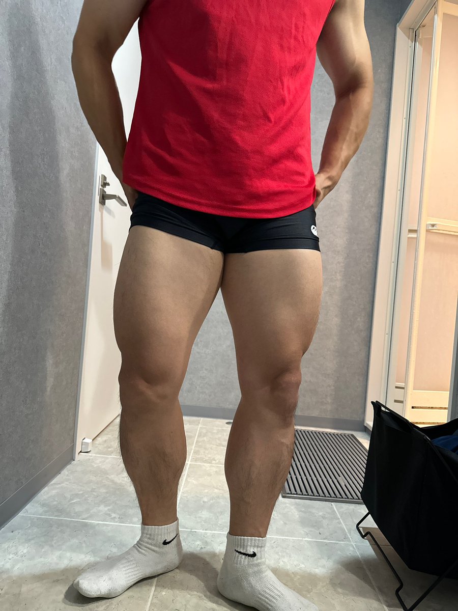 脚トレ終わりです
カットが欲しい、、