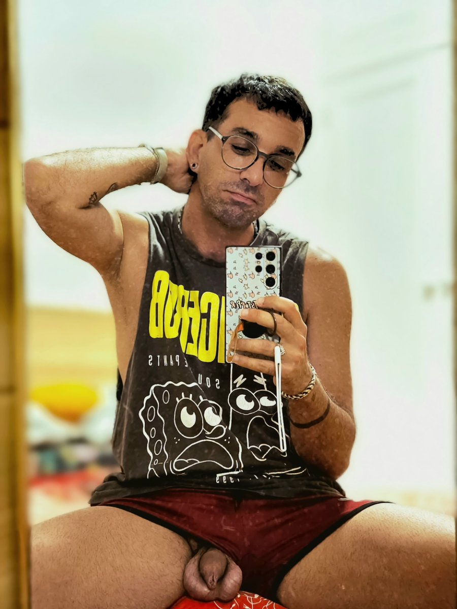 ItsRedPup's tweet image. Que tengais un buenisimo dia!! Yo ya comence el mio con mucha calor 🐶🤤