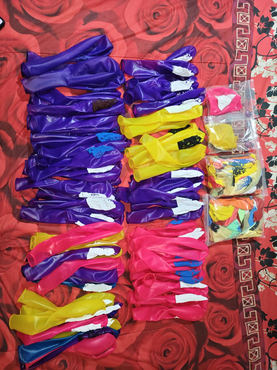 Alot of new balloons!! 
Now just waiting for the 200cm swim ring ready to be distributed.. 
Thanks to <a href="/CuteBalloonsSTU/">萌球工作室</a> for making this cute prints, oh yeah.. Next time must doubled the bonus 😝😝