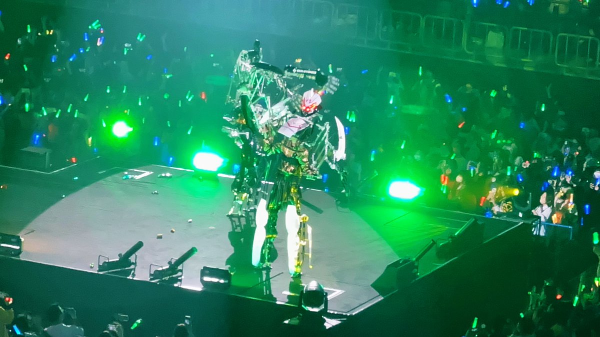 sasami319's tweet image. メンバーカラーの会場キレイだったね。
この写真が残ってるから、横アリ行ったんだなってまだ実感が残っている…
また、撮影タイムあると良いな
#MSSP横アリフォトコン