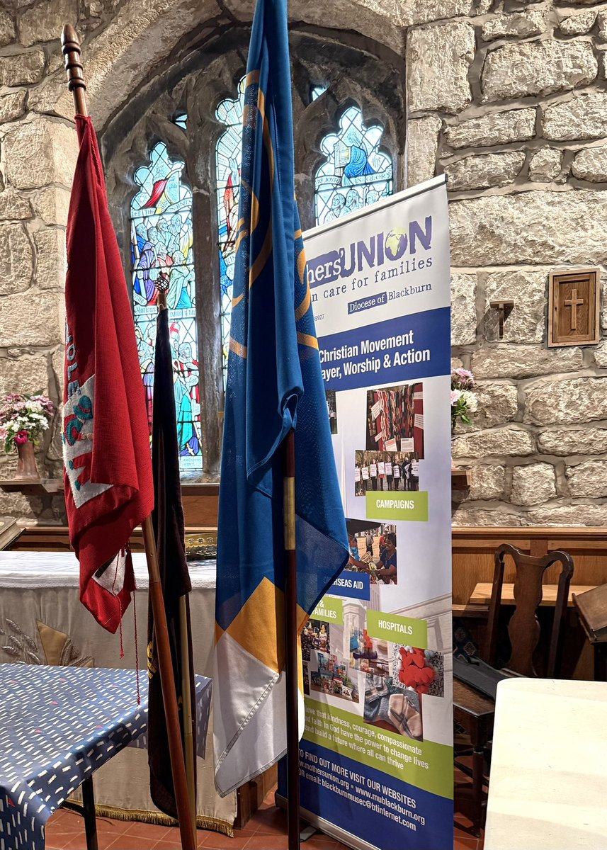 Thank you to our uniformed youngsters for parading their flags and sharing the bible reading story in such a wonderful way today 📖 🤲

The next parade service is in July on the Brindle St. James’ church walking day.