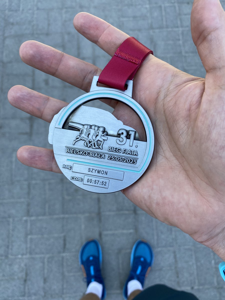 My whole life I had zero interest in running but 7 weeks ago that changed.

Some of you might know me from my viral post about being 44 with no friends.

I still don't have any, but that experience taught me a lot. Not just about myself but it shifted my whole perspective on