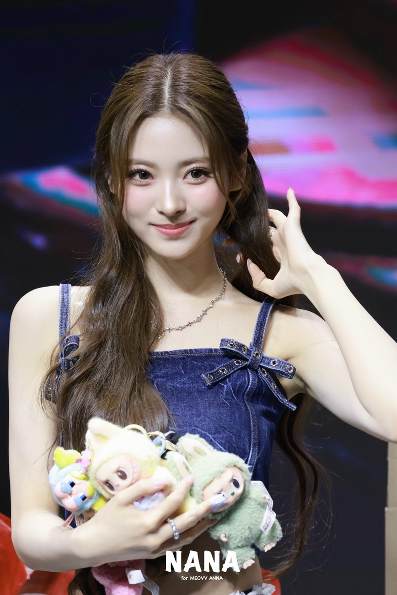 250525 💕💕 #MEOVV #미야오 #ANNA #안나 #田中杏奈 #たなかあんな