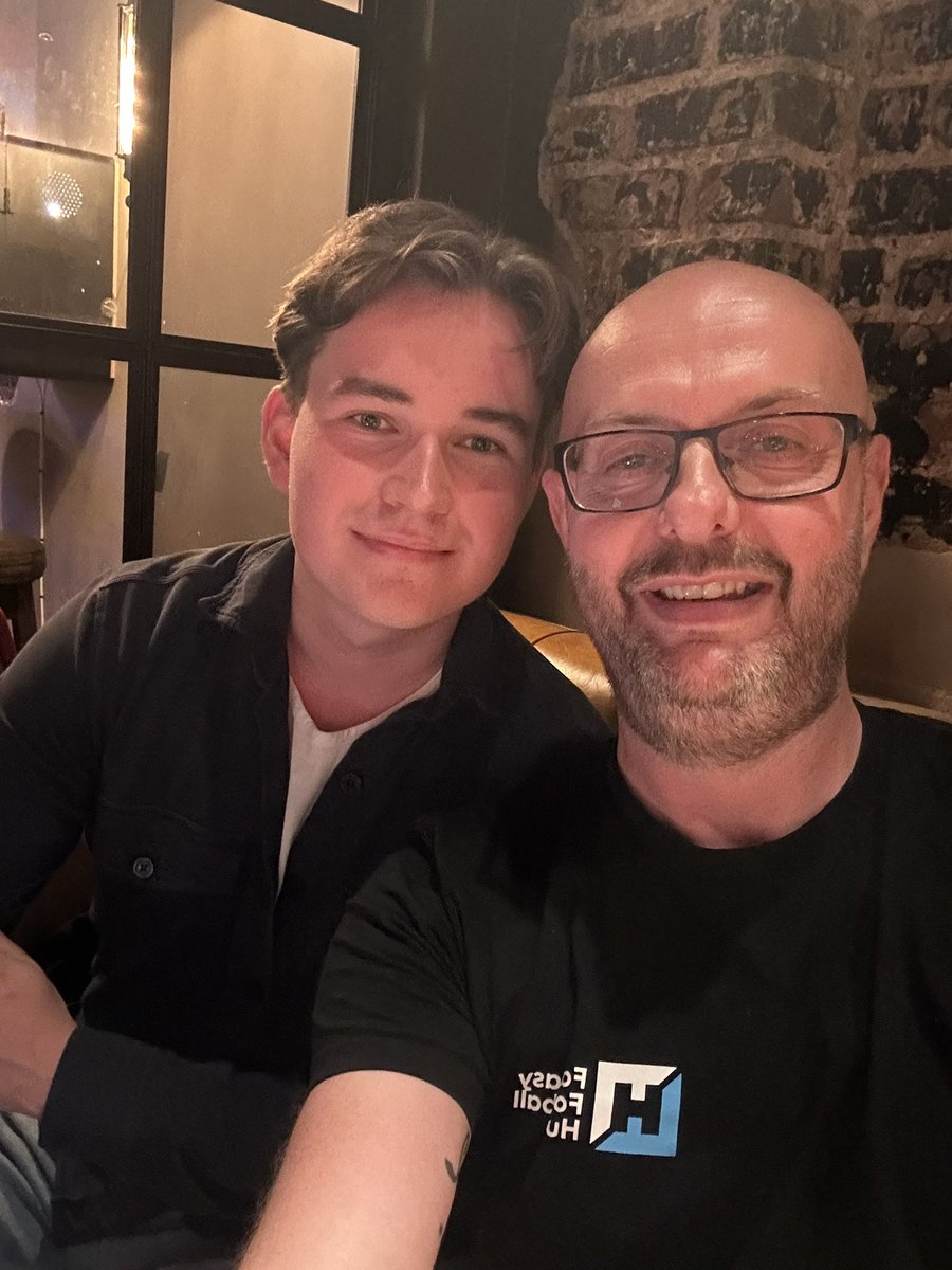 Seeing the season out with the <a href="/FFH_HQ/">Fantasy Football Hub</a> gang including reigning #FPL champion <a href="/ASC_FPL/">Jonas</a> 🏆