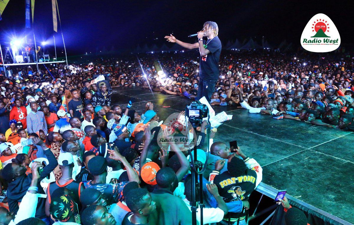 Gamba Mpurire (@radiowestug) on Twitter photo #Ekinihiiro MIRA-NKWONGYERE
26.07.2025 Kakyeka Stadium
Yetebeekanise!
📸:<a href="/tush_andre/">Tushabe Andrew</a> #Ekinihiiro MIRA-NKWONGYERE
26.07.2025 Kakyeka Stadium
Yetebeekanise!
📸:<a href="/tush_andre/">Tushabe Andrew</a>