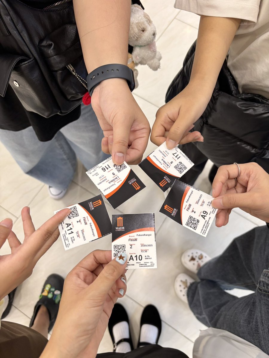 ใครอยากดูเรื่องไหนก็แยกย้ายกันไป