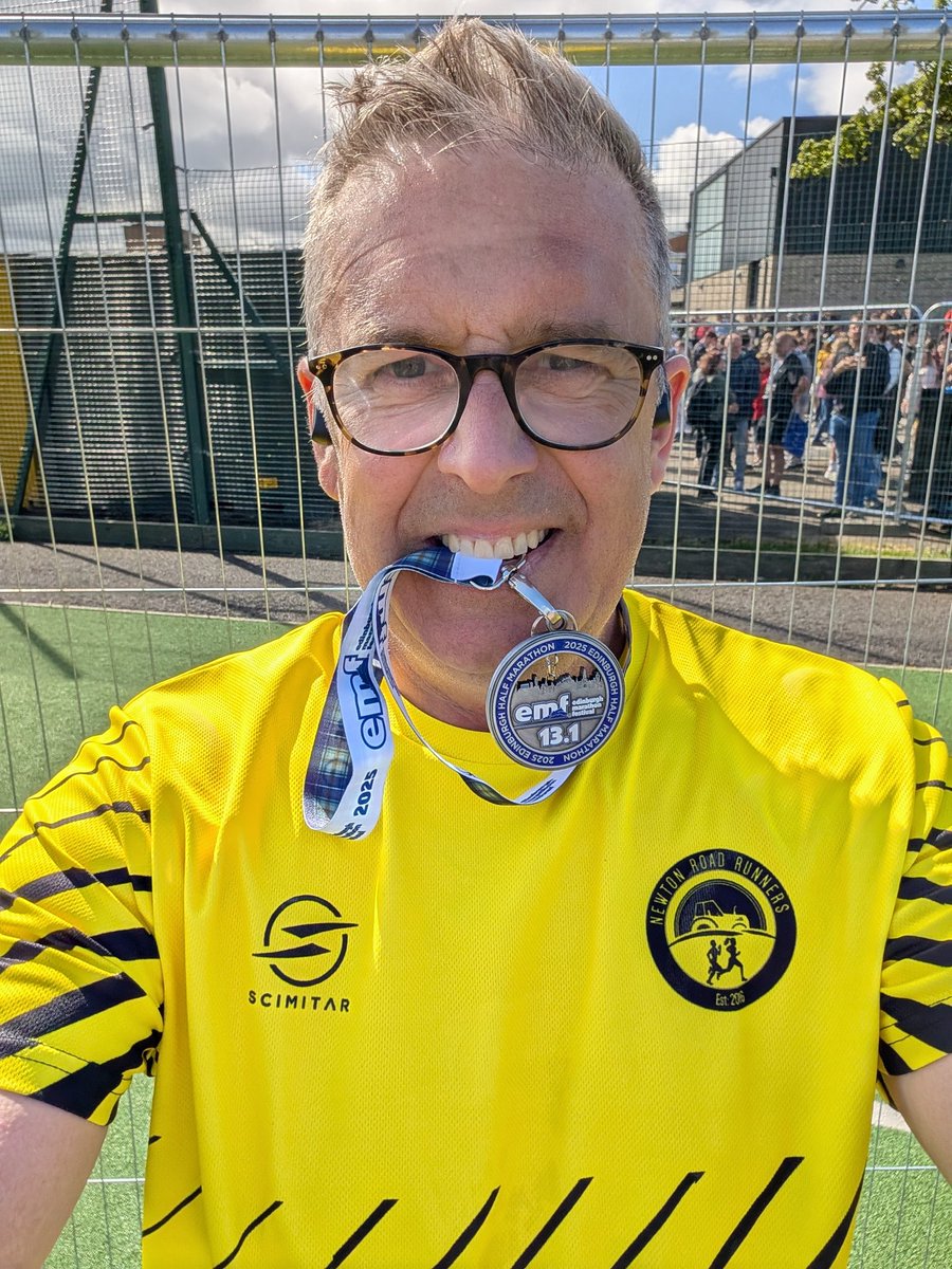 simon chard tweet media