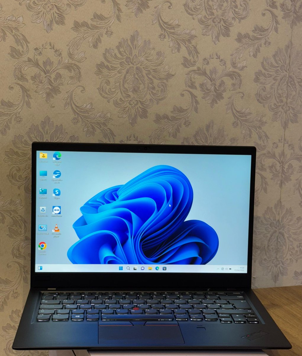 neo_officialll's tweet photo. LENOVO THINKPAD X1 CARBON Gen 6

16GB RAM 
512GB SSD 
Corei7
8th Generation 
Up to 10 hours of battery life
1.99Ghz processor speed
Up to 4.20Ghz with Turbo boost
Fingerprint reader 
Keyboard light
Integrated Intel UHD Graphics 620
14-inch FHD IPS anti-glare Display
1920X1080 screen resolution
300 nits brightness
WiFi, Bluetooth, and Webcam enabled.
2x USB Type A ports
2x USB-C Thunderbolt ports 
1x HDMI port 
1x Headphone/Microphone combo jack.
Original Lenovo charger

Free laptop bag
Free MTN 4G pocket MiFi with 30GB of data.
Free delivery to any location within Nigeria and Ghana.
One month warranty

N550k