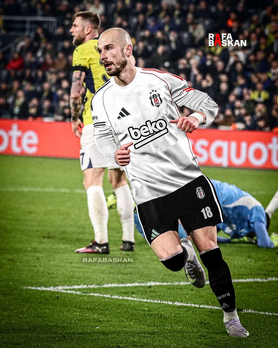 "Kadıköyde attığım gollere Beşiktaş forması ile devam edeceğim..."

-Vaclav Cerny

#ComeToBeşiktaşCerny