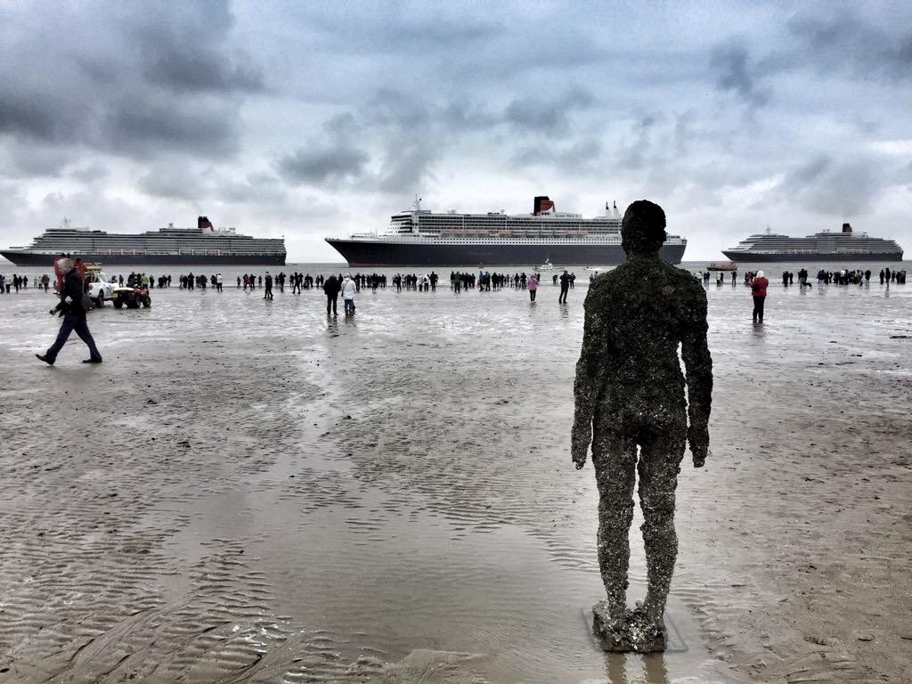 IronMenCrosby's tweet photo. One of our favourites from the #ThreeQueens visit in 2015

Pic: @beefikeefi 🙂🚢🚢🚢 https://t.co/HRkWpasS60