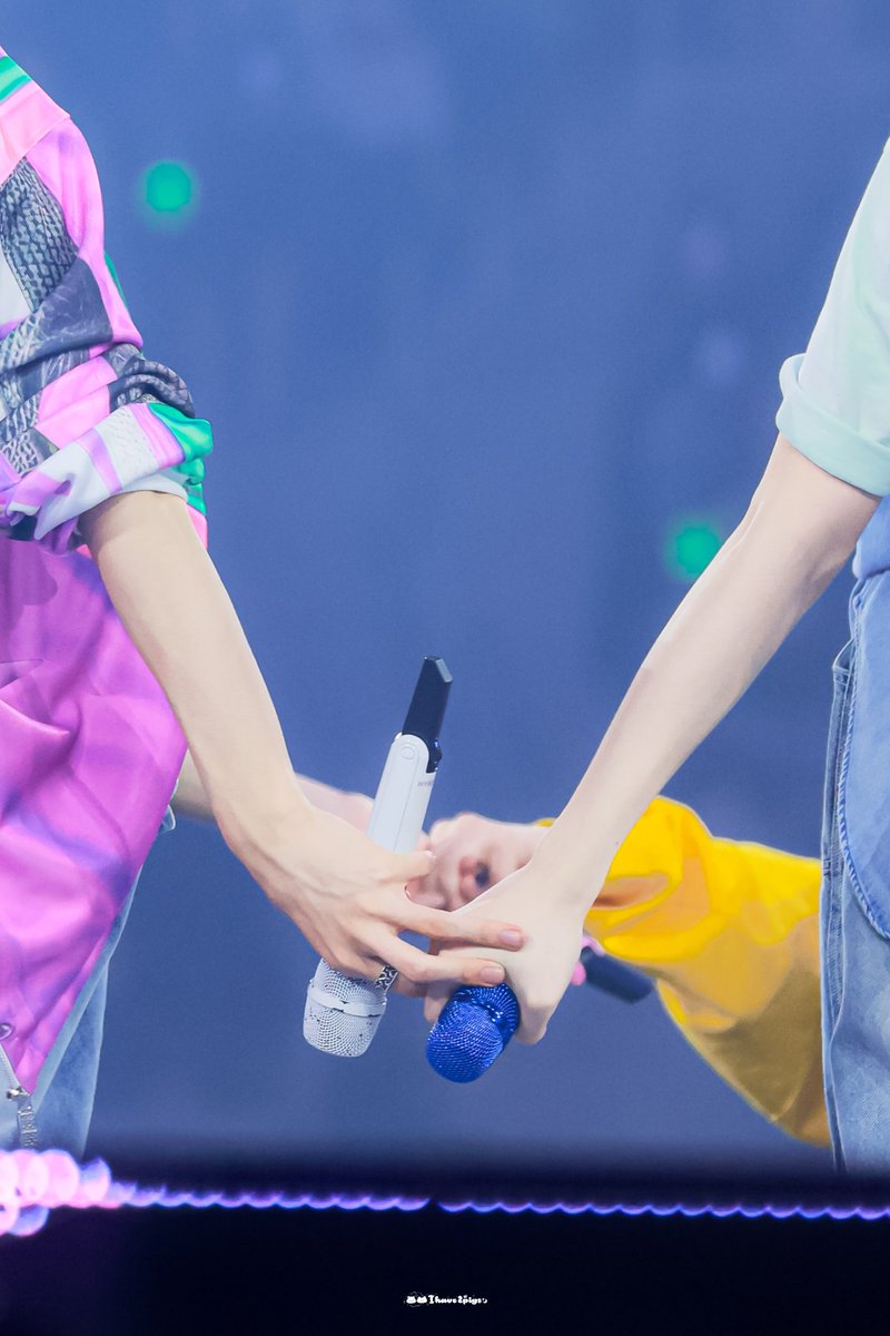 2Pigs (@ihave2pigs) on Twitter photo 250525
#์ง์ฑ #JISUNG #์ฒ๋ฌ #CHENLE 
#์ง์ฒ #SungChen #chenji   #NCT #NCTDREAM
#ํ๋์ฒ๋
์ง 250525
#์ง์ฑ #JISUNG #์ฒ๋ฌ #CHENLE 
#์ง์ฒ #SungChen #chenji   #NCT #NCTDREAM
#ํ๋์ฒ๋
์ง