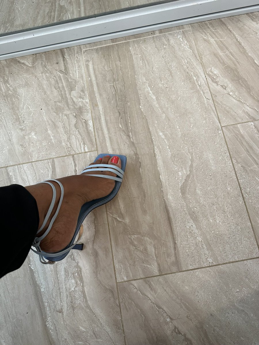 The most comfortable sandals of the summer. Plus she’s denim on denim on denim &amp; under $100…. 

Yes 🙌🏽… go get yours too

MaribelDesignBoutique.com