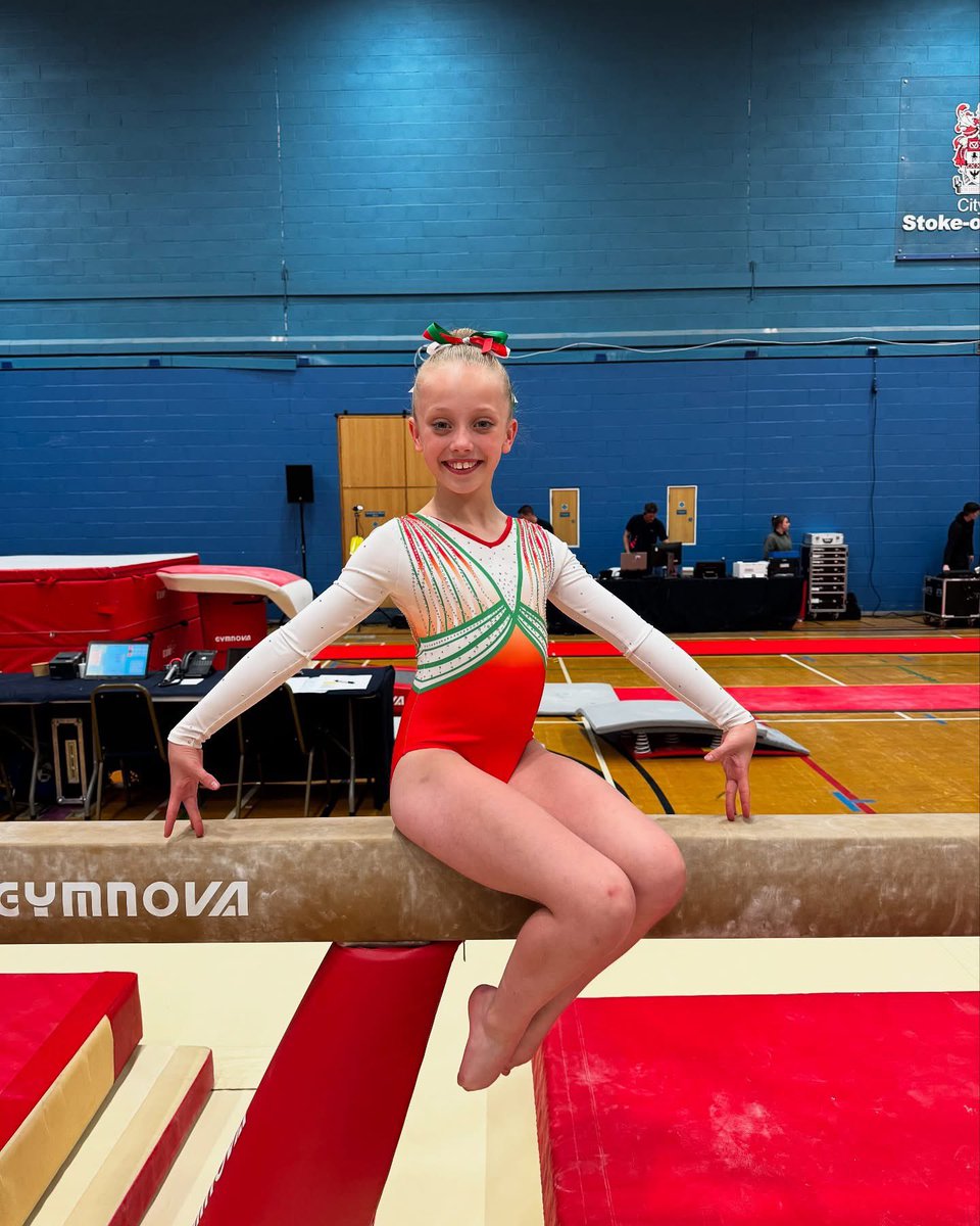 DLawrence85's tweet photo. Amazing opportunity for Darcie competing for Wales 🏴󠁧󠁢󠁷󠁬󠁳󠁿 at the British National Finals. She helped the team secure 4th place and placed 18th overall in Britain @ympstempleman @ympsrossiter https://t.co/dK4M0l1DEb