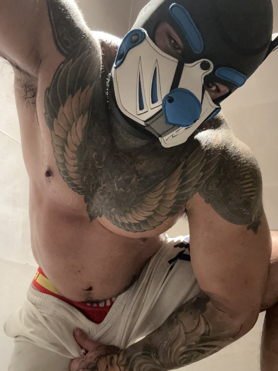 Need some electrolytes?  Muscle pup needs to piss 💦