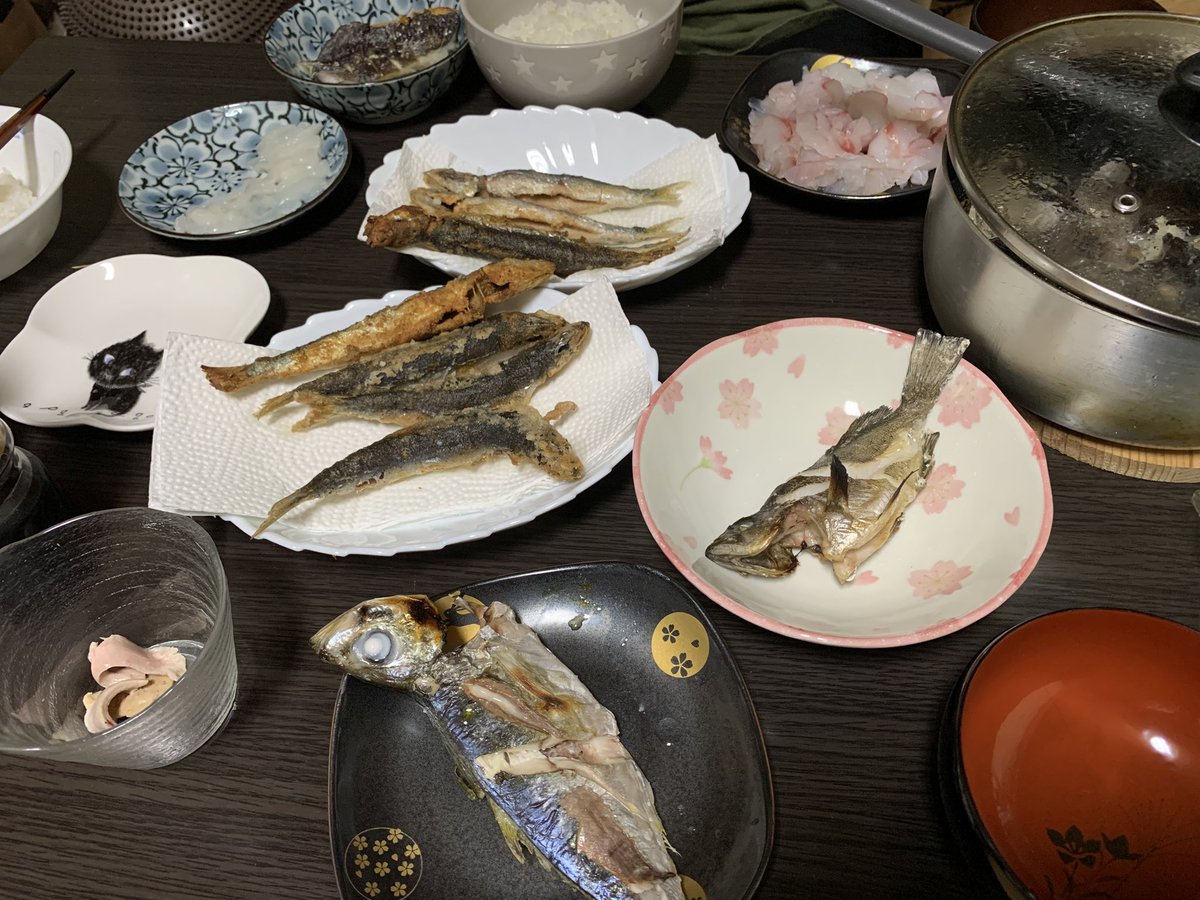 mikuhshs's tweet photo. 初めての釣りに連れてってもらって料理も作って貰っちゃった😋 https://t.co/y8PTNnesxU
